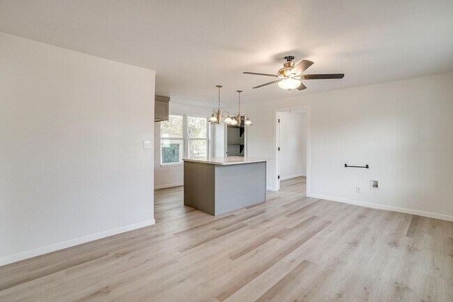 Photo - Remodeled 3 Bed, 1 Bath Home in Morningsid...