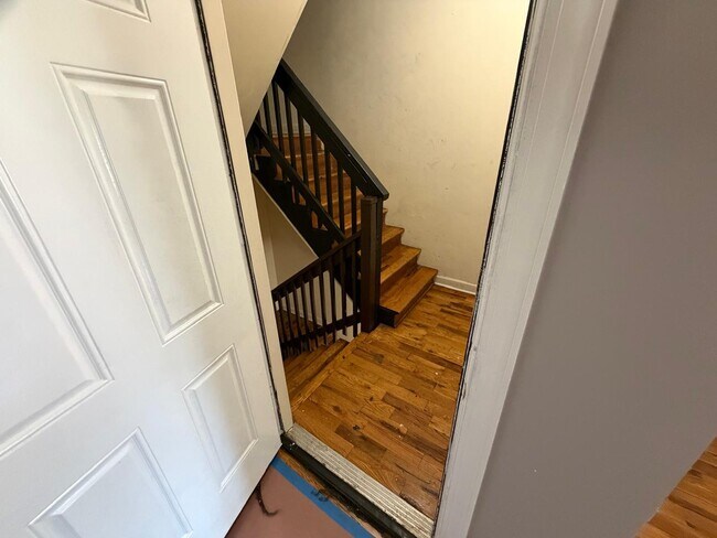 3911 W 14th St Unit 1