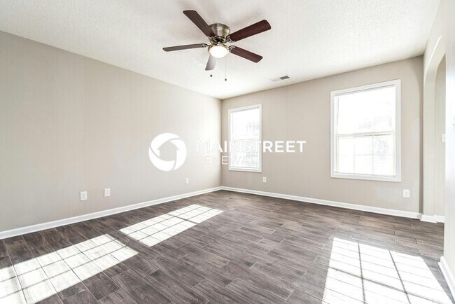 2 Bedroom Pet-Friendly Home in Cartersville, GA with Main Street Renewal
