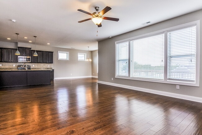 Photo - 340 Plott Hound Ln