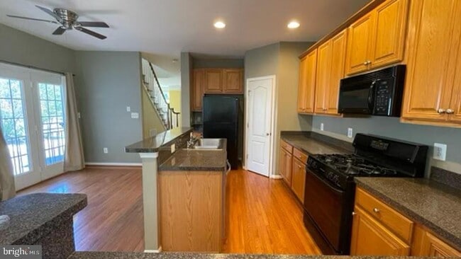 Photo - 43326 Columbus St