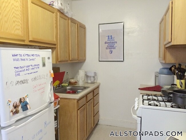 Photo - 109 Brainerd Rd Unidad 2