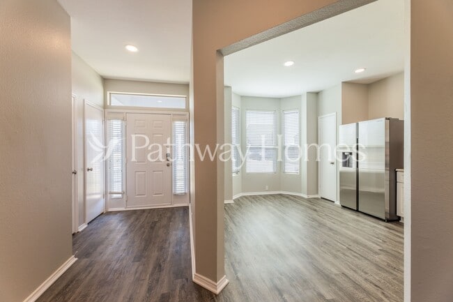 Photo - 800 Chickesaw Ln