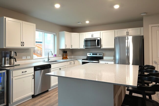 Photo - 15117 Prescott Lp SE