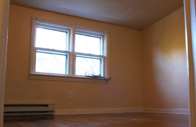 Photo - 3952 N 6th St Unit Apt B