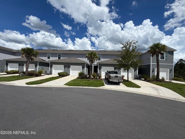 Photo - 947 Rivertree Pl
