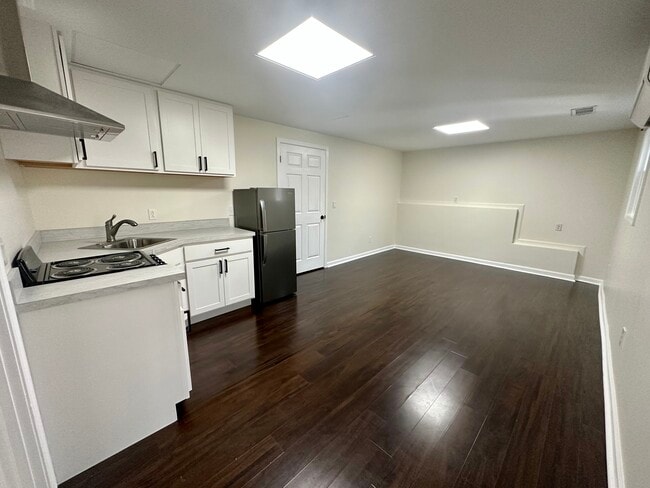 Photo - 546 Matthew Dr