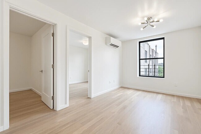 524 W 134th St Unit 3C