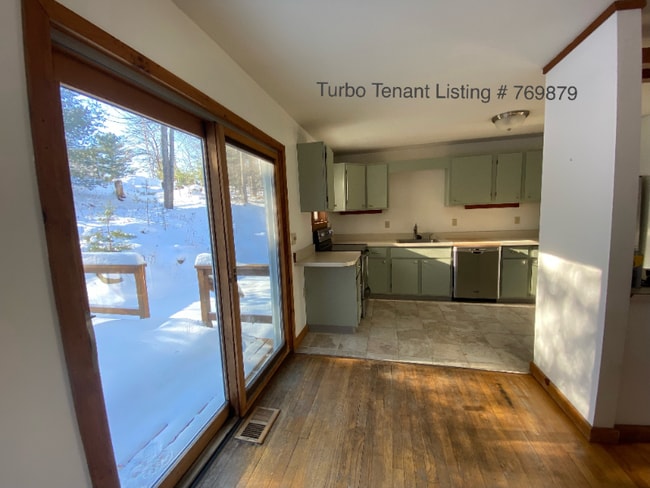 Photo - 22 Lakeview Terrace