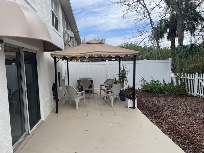 Photo - 723 Laurel Bay Cir