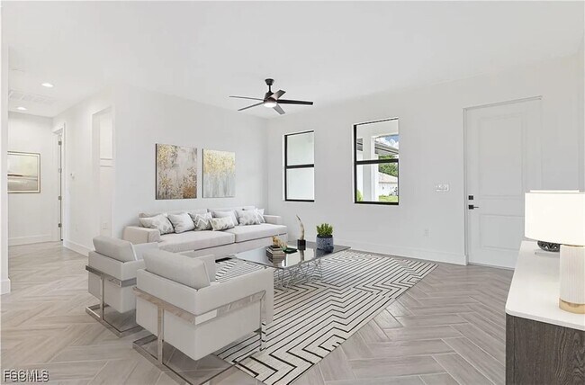 Photo - 4303 12th St W