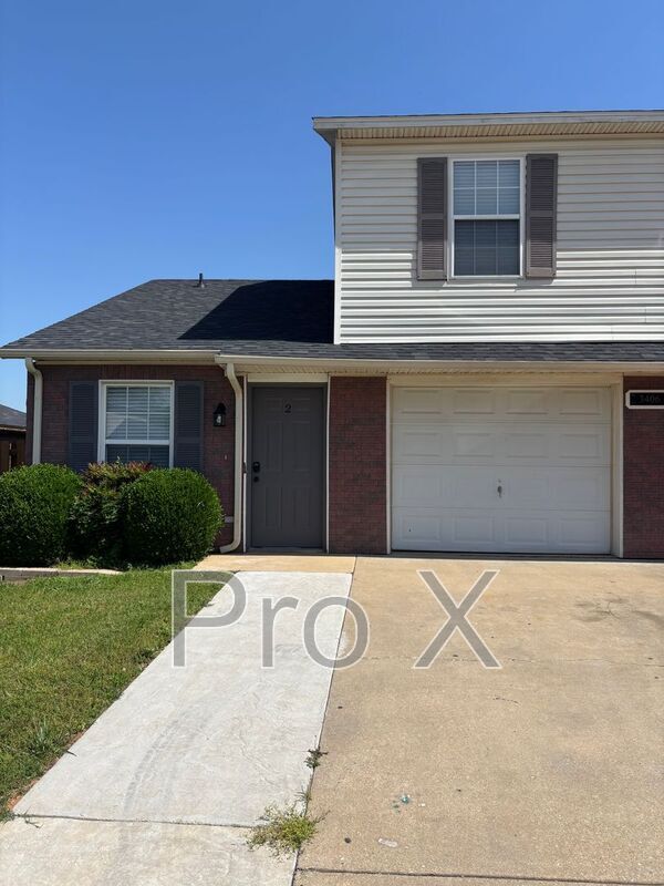 Photo - 3406 SW Victoria Pl Unit Apt 2