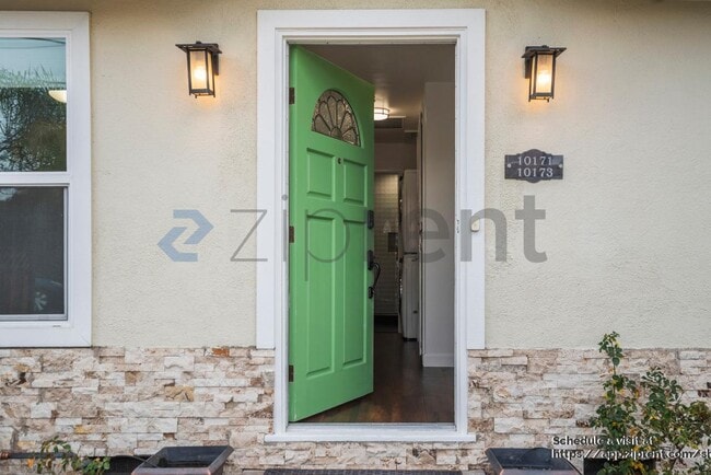 Photo - 10173 Santa Clara Ave