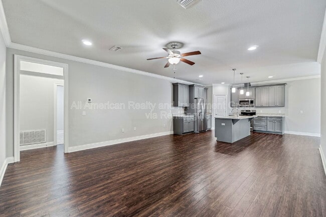 Photo - 2381 Belmont Dr