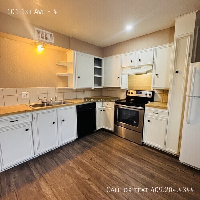 Photo - 101 1st Ave Unit 4