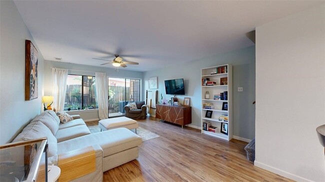 Photo - 4345 Carter Creek Pkwy