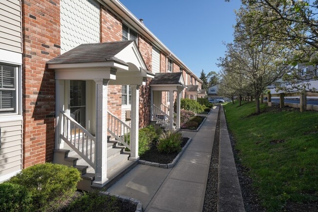 Audubon Living - Audubon Living Apartments