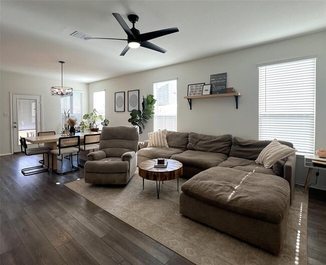 Photo - 14313 James Buchanan St