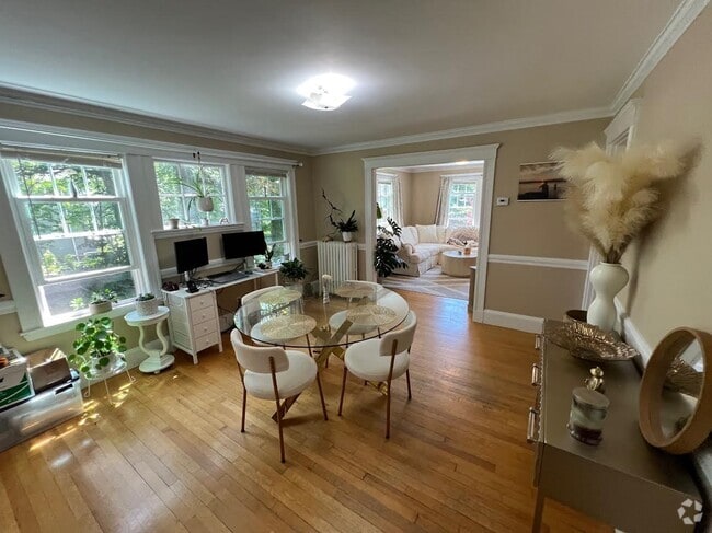 Building Photo - 12 Westbourne Rd Unit U1 Rental