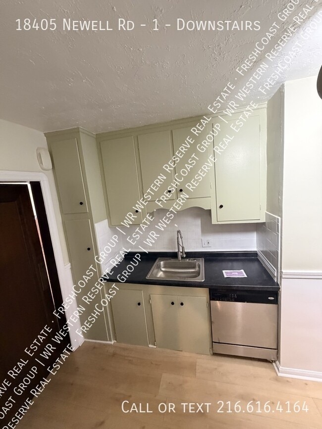 Photo - 18405 Newell Rd Unidad 1 - Downstairs