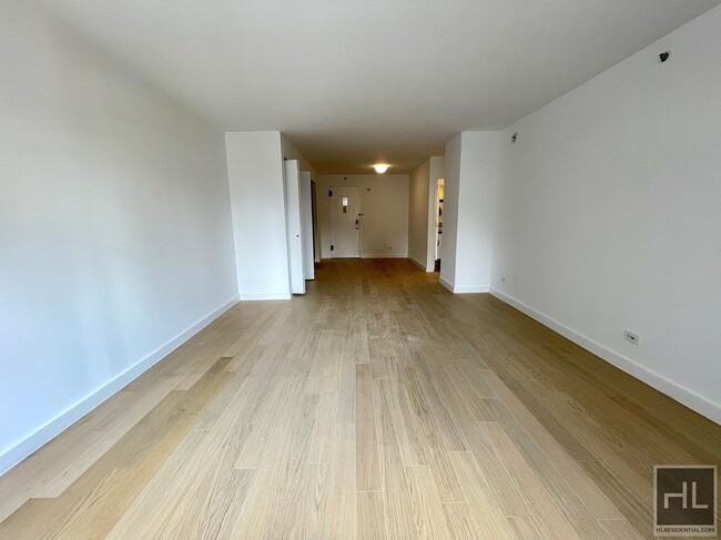 Photo - East 39th Street Unit 22B