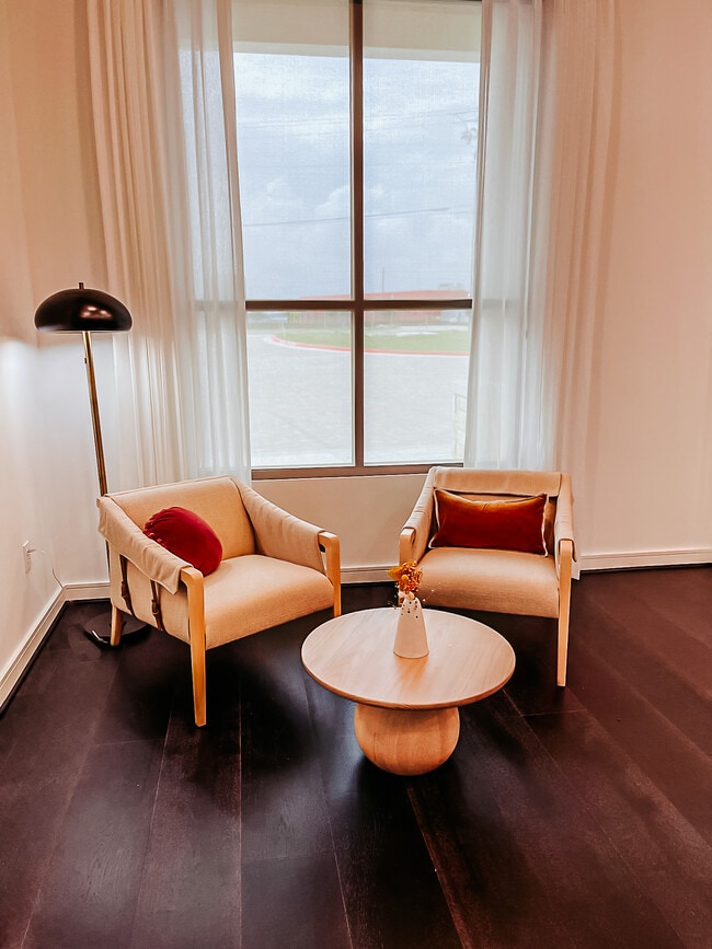 Enclave on Ross Apartments Del Valle, TX