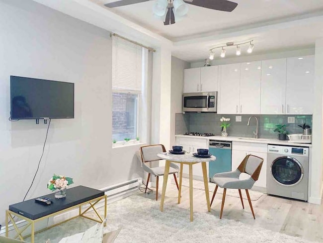 Photo - 2402 Spruce St Unit 1R