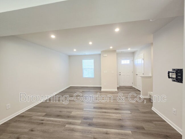 Photo - 2757 Thornton Grove Blvd