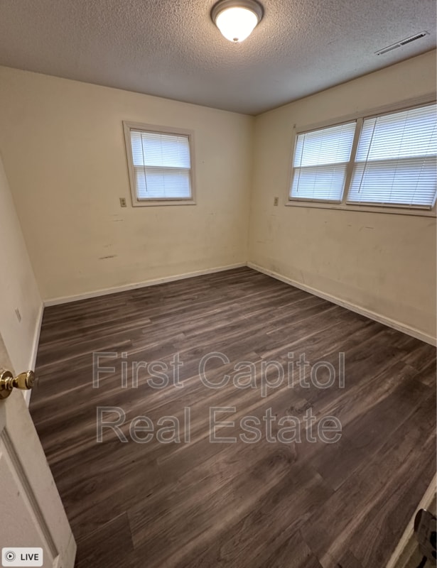Photo - 1614 Boyd Ln