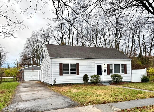 Building Photo - 790 Allendale Dr