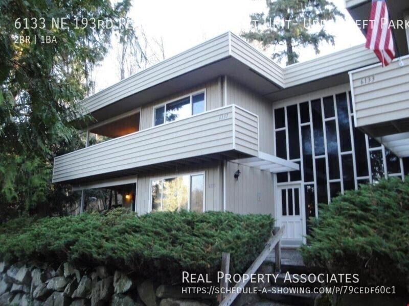 Photo - 6133 NE 193rd Place-(Upper Right Unit- Upper Left Parking)