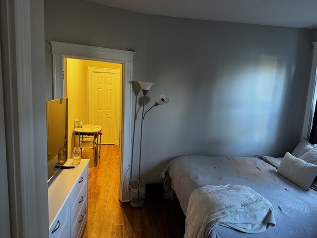 Building Photo - 1177 Commonwealth Ave Rental