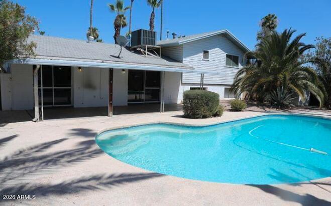 Photo - 3530 S Poplar St