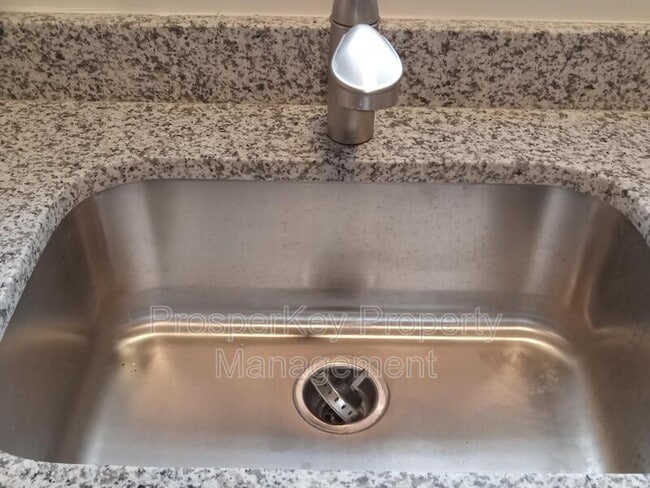 Photo - 11 Hidden Valley Ct