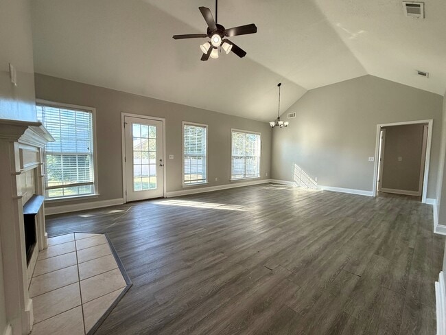 Photo - 1003 Moss Creek Cir