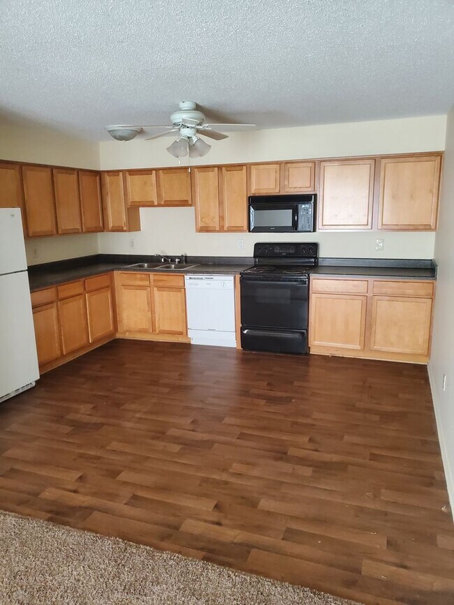 Photo - Affordable Grimes apartments minutes from everything!