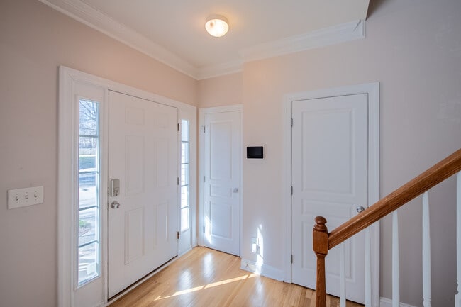 Photo - 5713 Catskill Ct