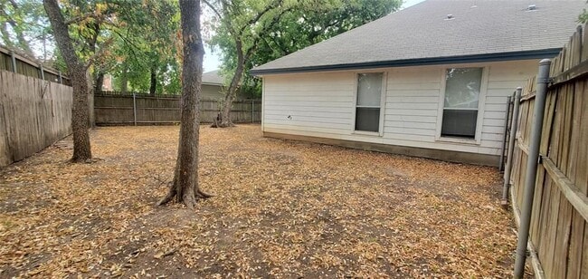 Photo - 8617 Talyne Chaise Cir Unit B