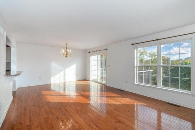 Photo - 1172 Heron Ct