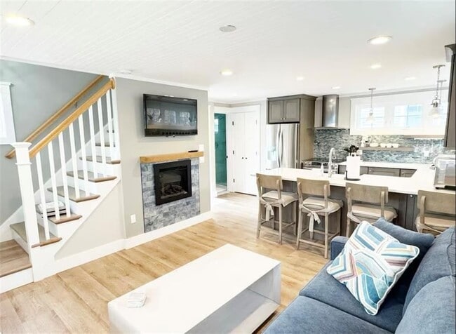 21 Warren Ave Unit 21