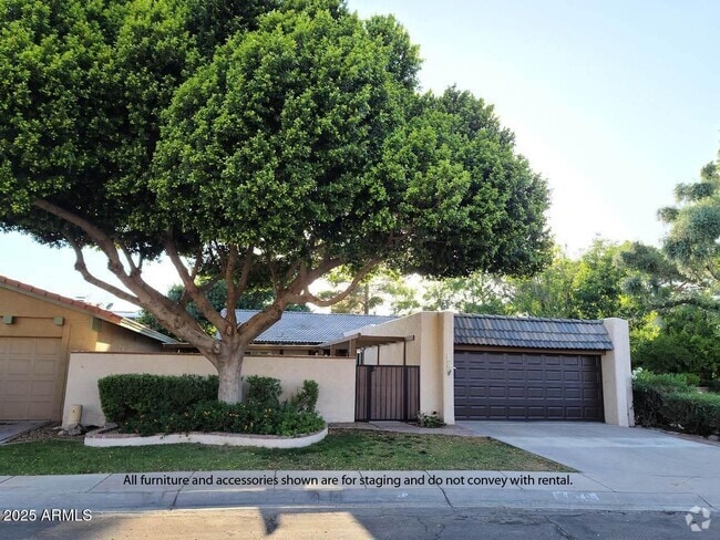 Building Photo - 5610 S Marine Dr Rental