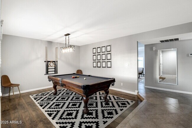 Photo - 5803 S Kenwood Ln