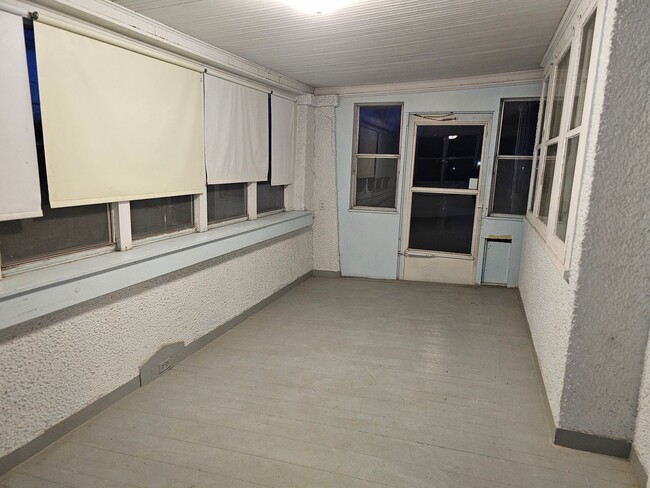 Photo - 3 Bedroom, Great SE location, near Mt Vern...