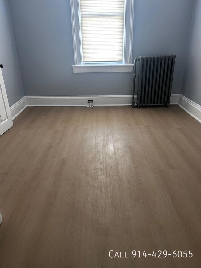 Photo - 51 S High St Unit B Duplex