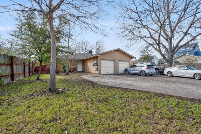 Photo - 6209 Langham St