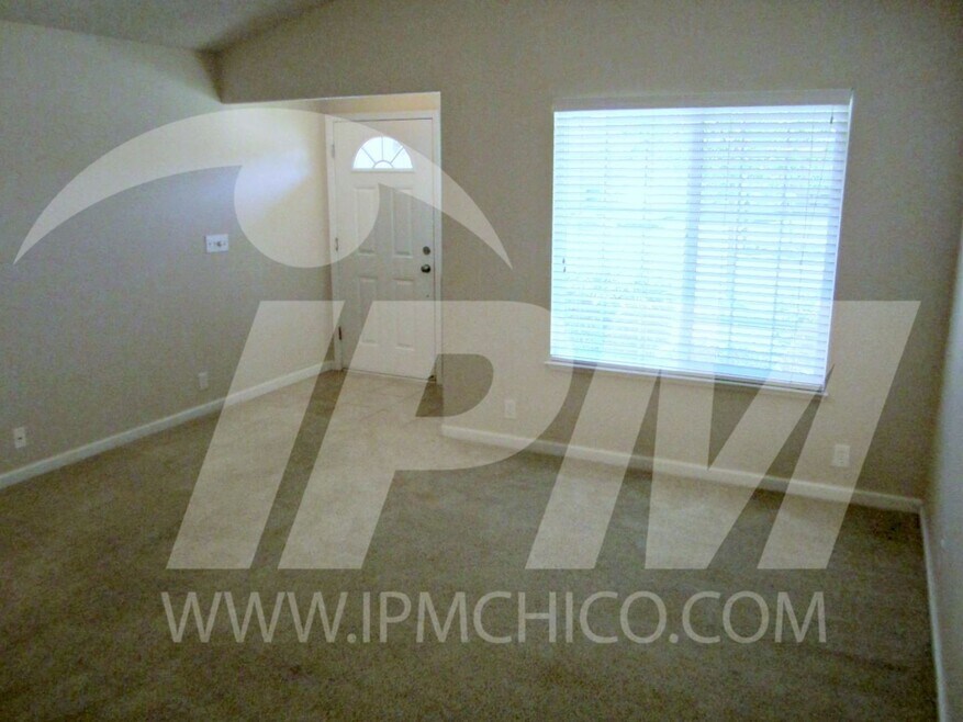 2608 Doral Way