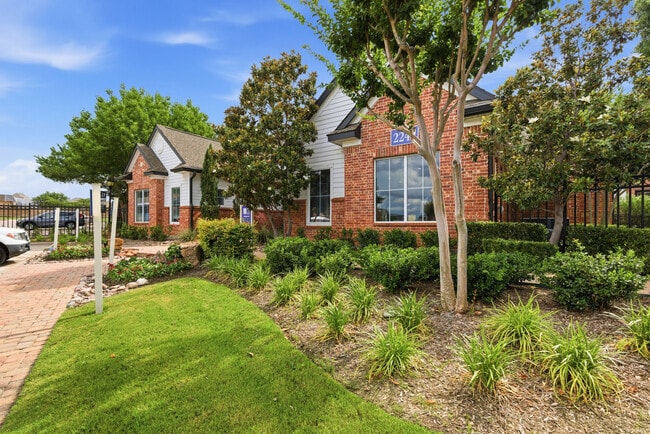 Photo - Vista 121