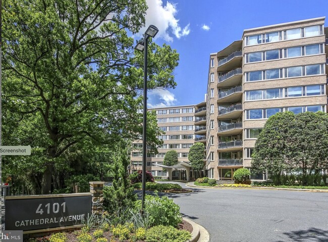 Photo - 4101 Cathedral Ave NW Condo Unit 907