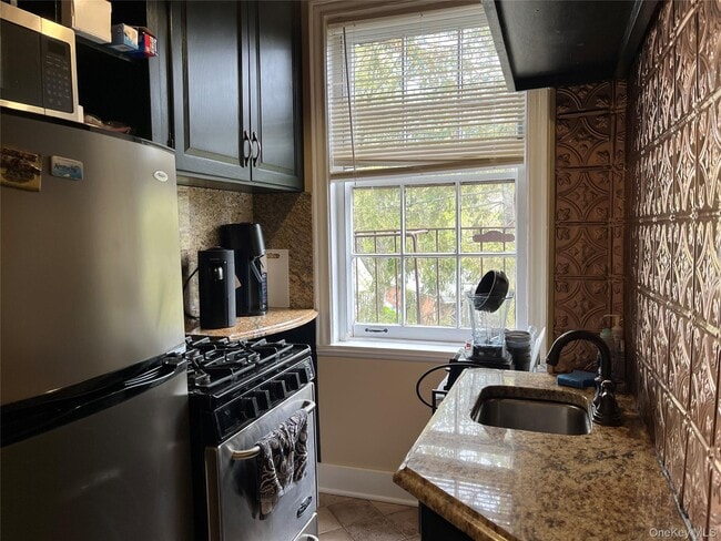 Photo - 38-30 Douglaston Pkwy Unit 4C