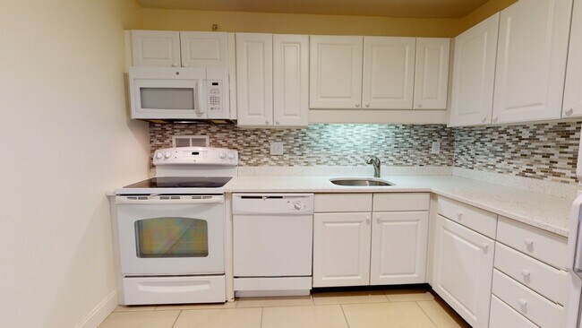 Photo - 101 Monmouth St Unit 104